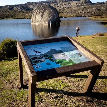 Refúgio Do óscar Сasa de vacaciones Gavieira